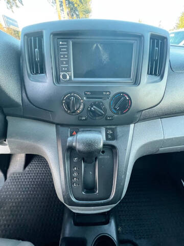 2021 Nissan NV200