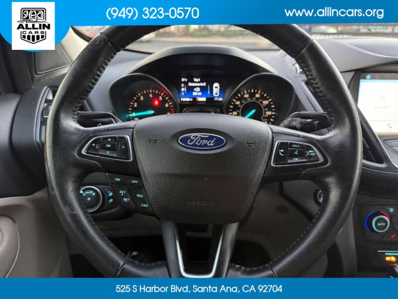2019 Ford Escape SEL
