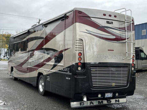 2005 Freightliner XC Chassis