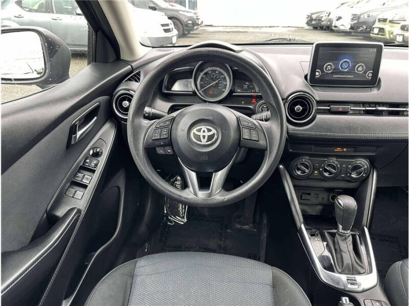 2017 Toyota Yaris iA