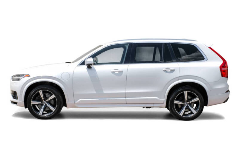 2016 Volvo XC90 T8 eAWD R-Design