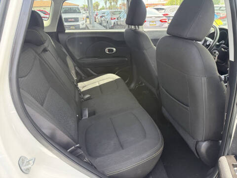 2014 Kia Soul +