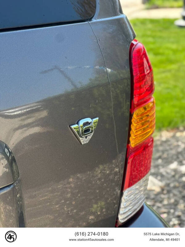 2005 Ford Escape Limited