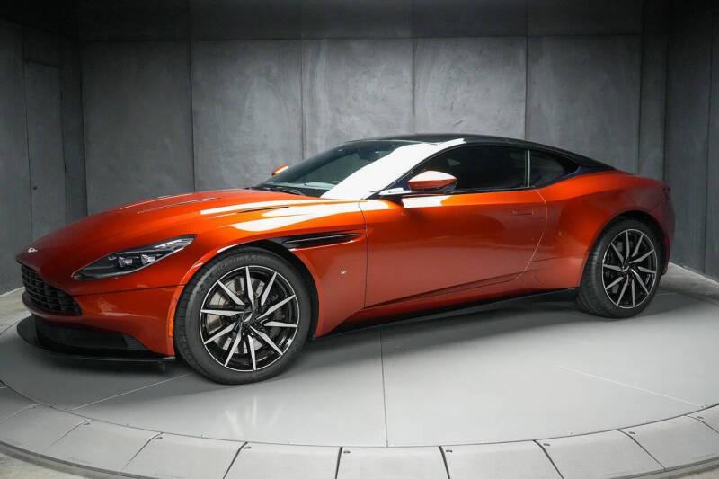 2017 Aston Martin DB11