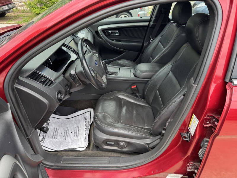2014 Ford Taurus SEL