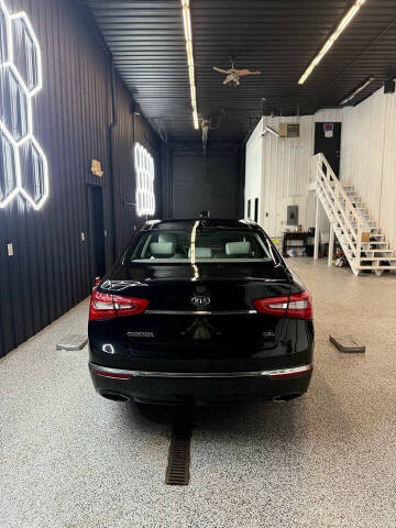 2014 Kia Cadenza Premium