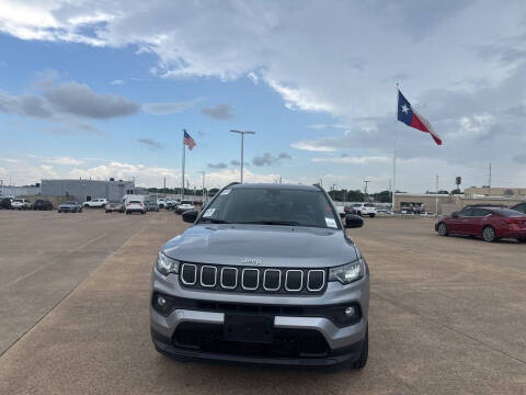 2022 Jeep Compass Latitude Lux
