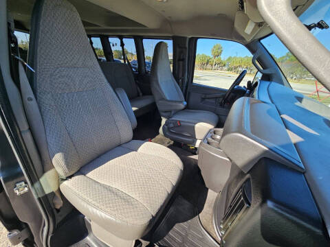 2017 Chevrolet Express LT 3500