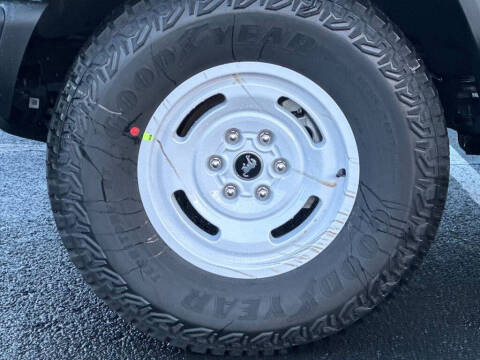 2025 Ford Bronco Heritage Edition