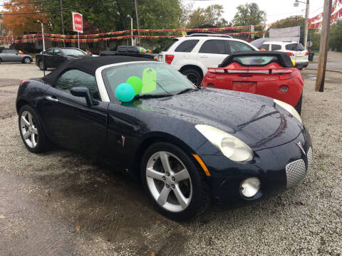 2006 Pontiac Solstice for sale at Antique Motors in Plymouth IN
