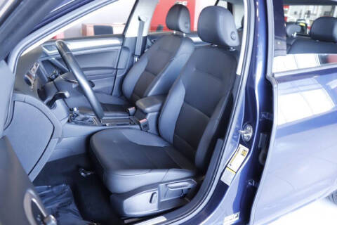 2016 Volkswagen e-Golf SEL Premium