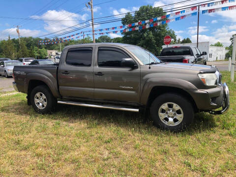 2014 Toyota Tacoma for sale at Manny's Auto Sales in Winslow NJ