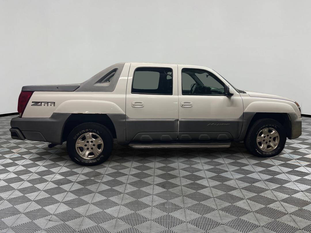 2002 Chevrolet Avalanche for sale at Paley Auto Group in Columbus, OH