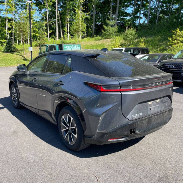 2023 Lexus RZ 450e