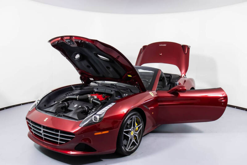 2015 Ferrari California T
