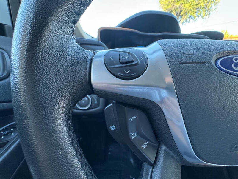 2017 Ford C-MAX Energi SE