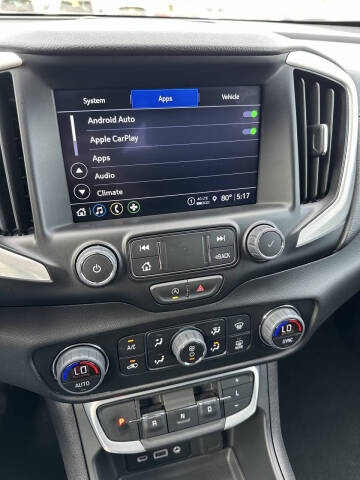 2024 GMC Terrain SLT