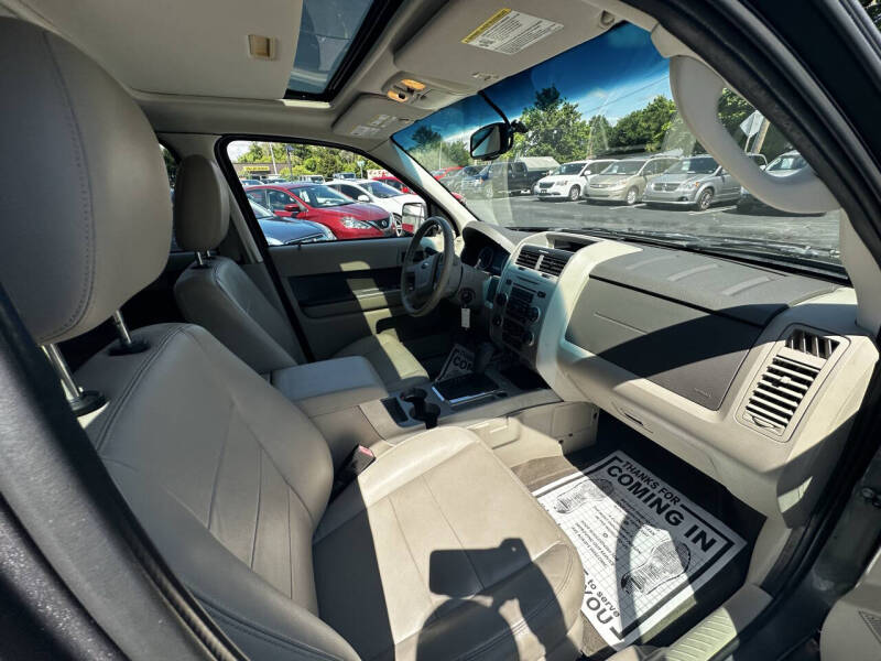 2011 Ford Escape XLT