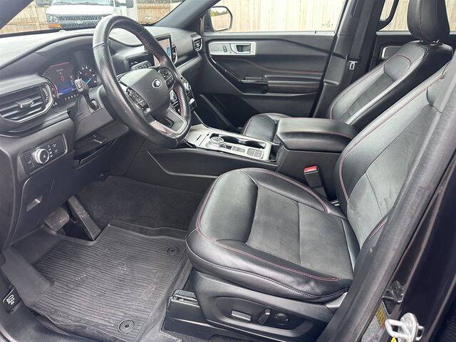 2022 Ford Explorer ST-Line