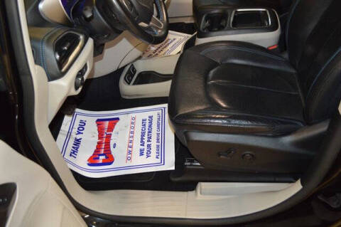 2021 Chrysler Pacifica Touring L