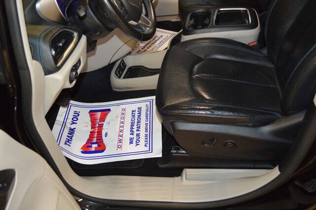 2021 Chrysler Pacifica Touring L