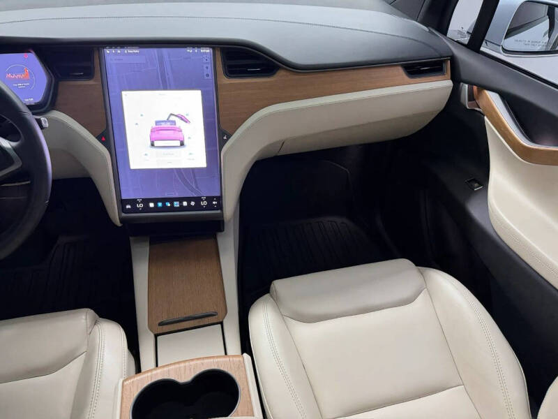 2020 Tesla Model X Long Range Plus