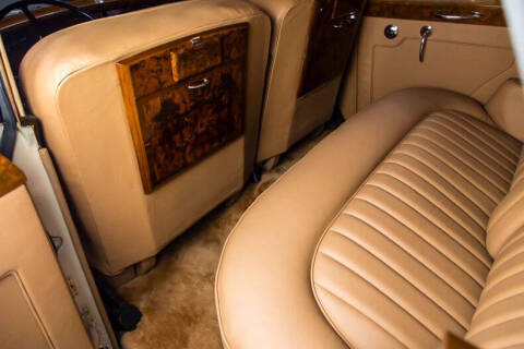 1961 Rolls-Royce SILVER CLOUD LWB
