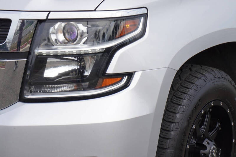 2017 Chevrolet Suburban LT