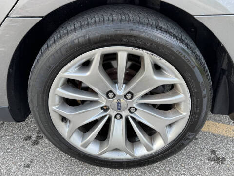 2013 Ford Taurus Limited