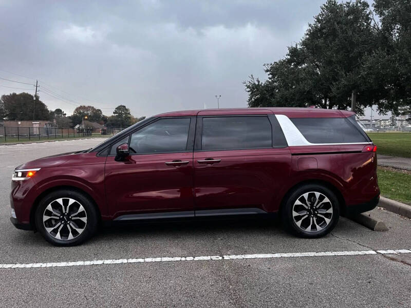 2022 Kia Carnival EX