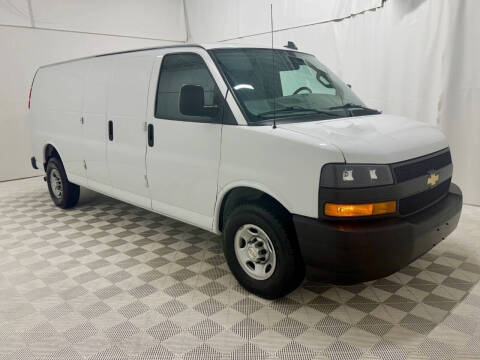 2022 Chevrolet Express 3500
