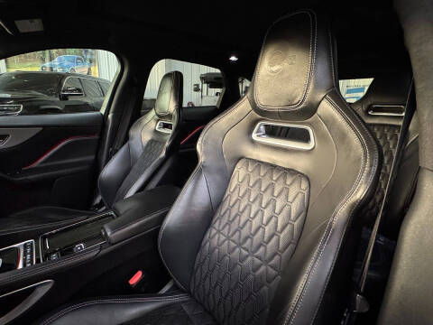 2020 Jaguar F-PACE SVR