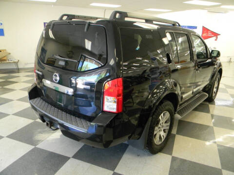 2012 Nissan Pathfinder Silver Edition