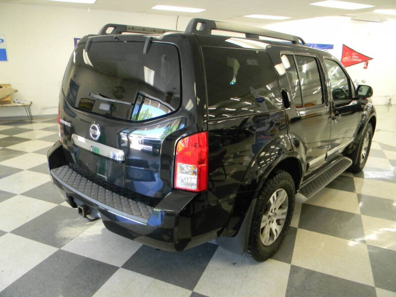 2012 Nissan Pathfinder Silver Edition
