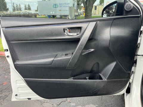 2017 Toyota Corolla SE