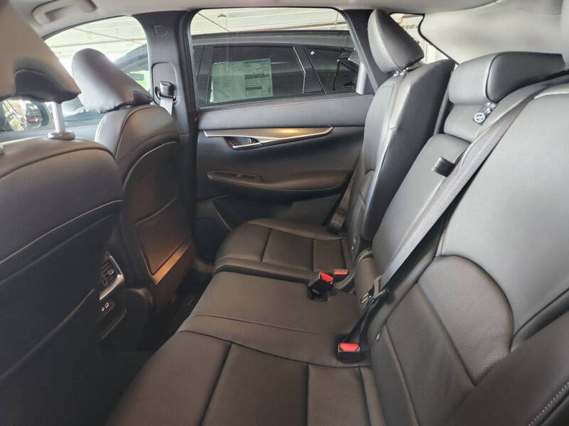 2025 Infiniti QX50 Luxe