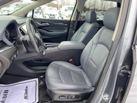 2020 Buick Enclave Essence