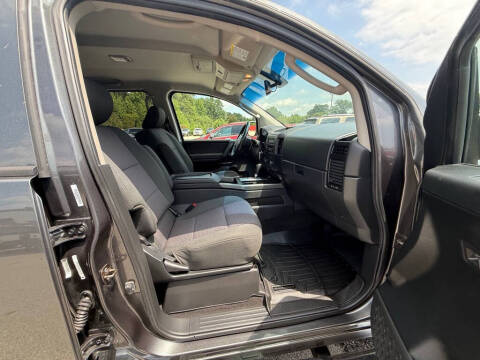 2011 Nissan Titan