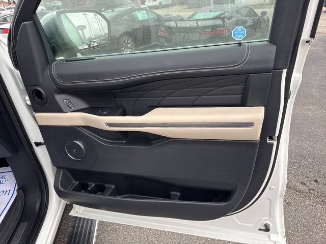 2024 Ford Expedition Platinum