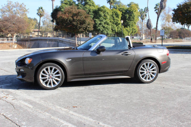 2017 FIAT 124 Spider Lusso