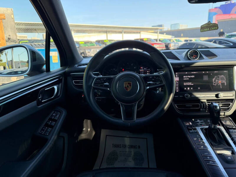 2021 Porsche Macan