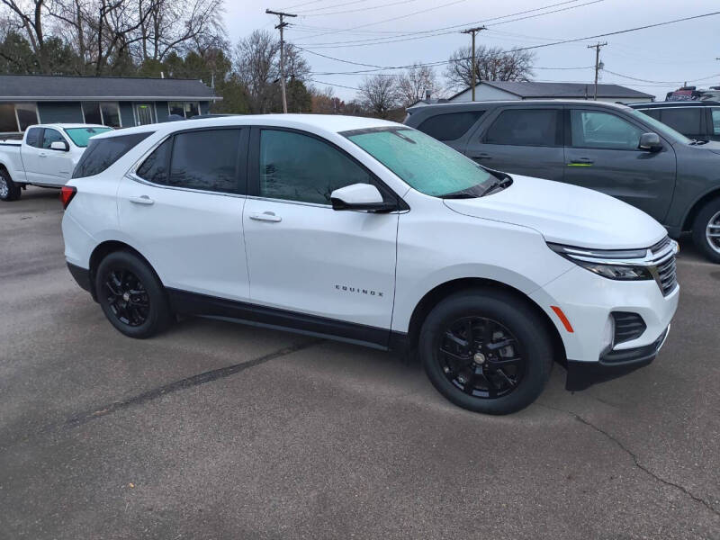 2023 Chevrolet Equinox LT's photo