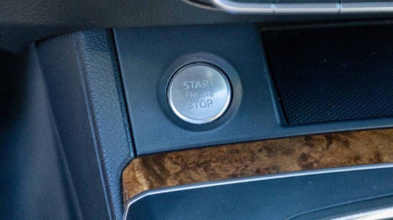 2018 Audi Q5 2.0T quattro Premium Plus