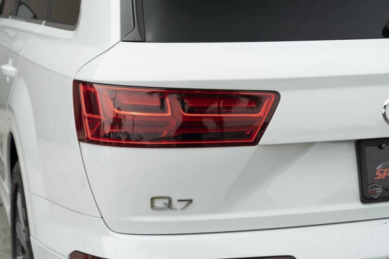 2017 Audi Q7 3.0T quattro Premium Plus