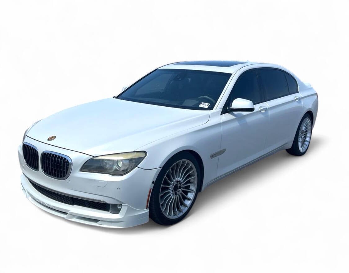 2011 BMW 7 Series 1