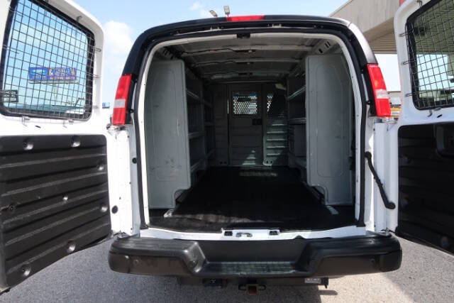 2023 GMC Savana 2500