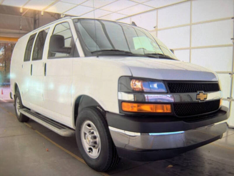 2024 Chevrolet Express 2500