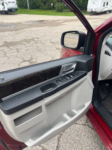 2010 Dodge Grand Caravan Crew