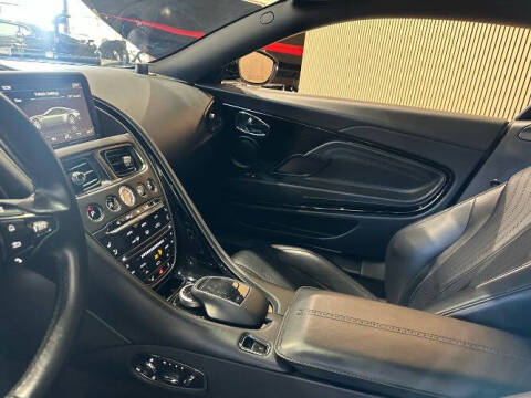 2017 Aston Martin DB11