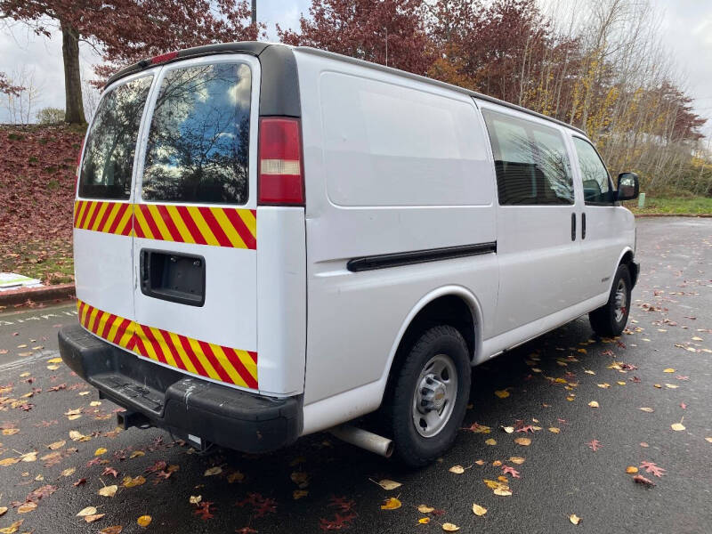 2004 Chevrolet Express 2500
